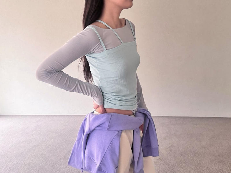 Roomk - Korean Women Fashion - #womensfashion - Triple Line Sleeveless Top