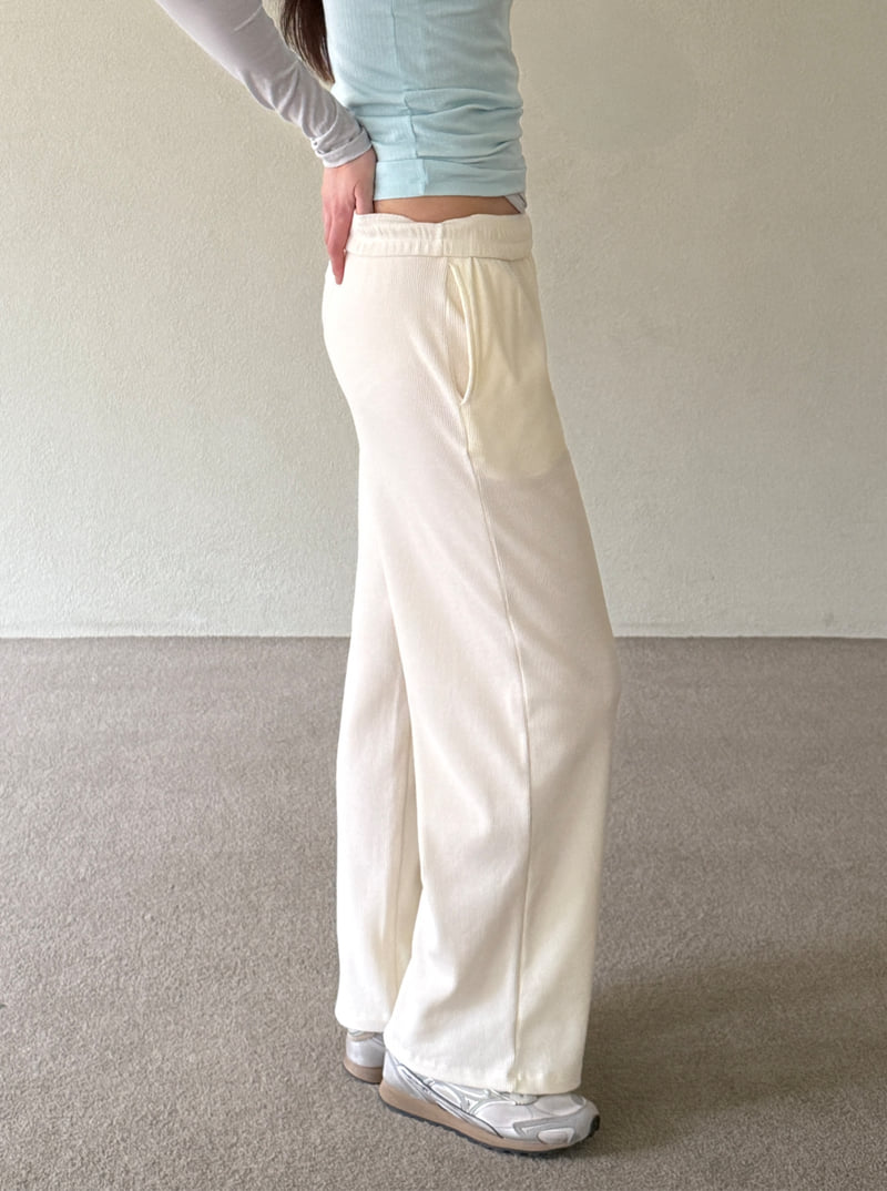 Roomk - Korean Women Fashion - #womensfashion - Waffle Pants (Plain) - 2