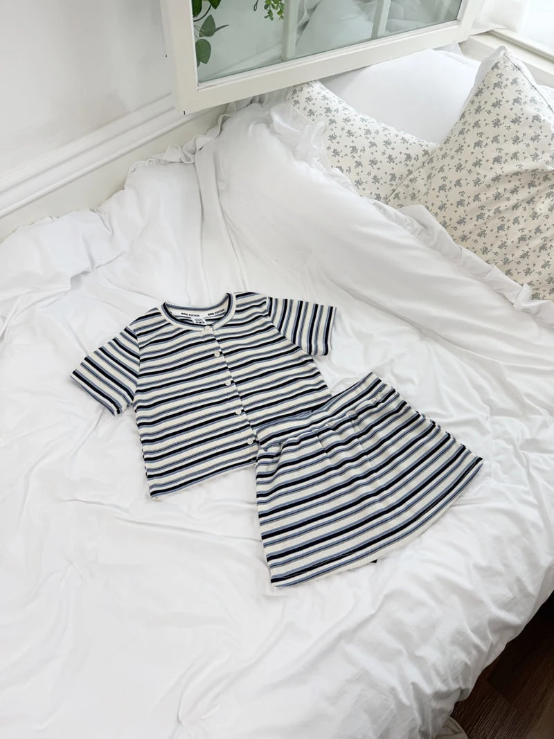 Sm2 - Korean Children Fashion - #Kfashion4kids - Skirt Top Bottom Set - 3