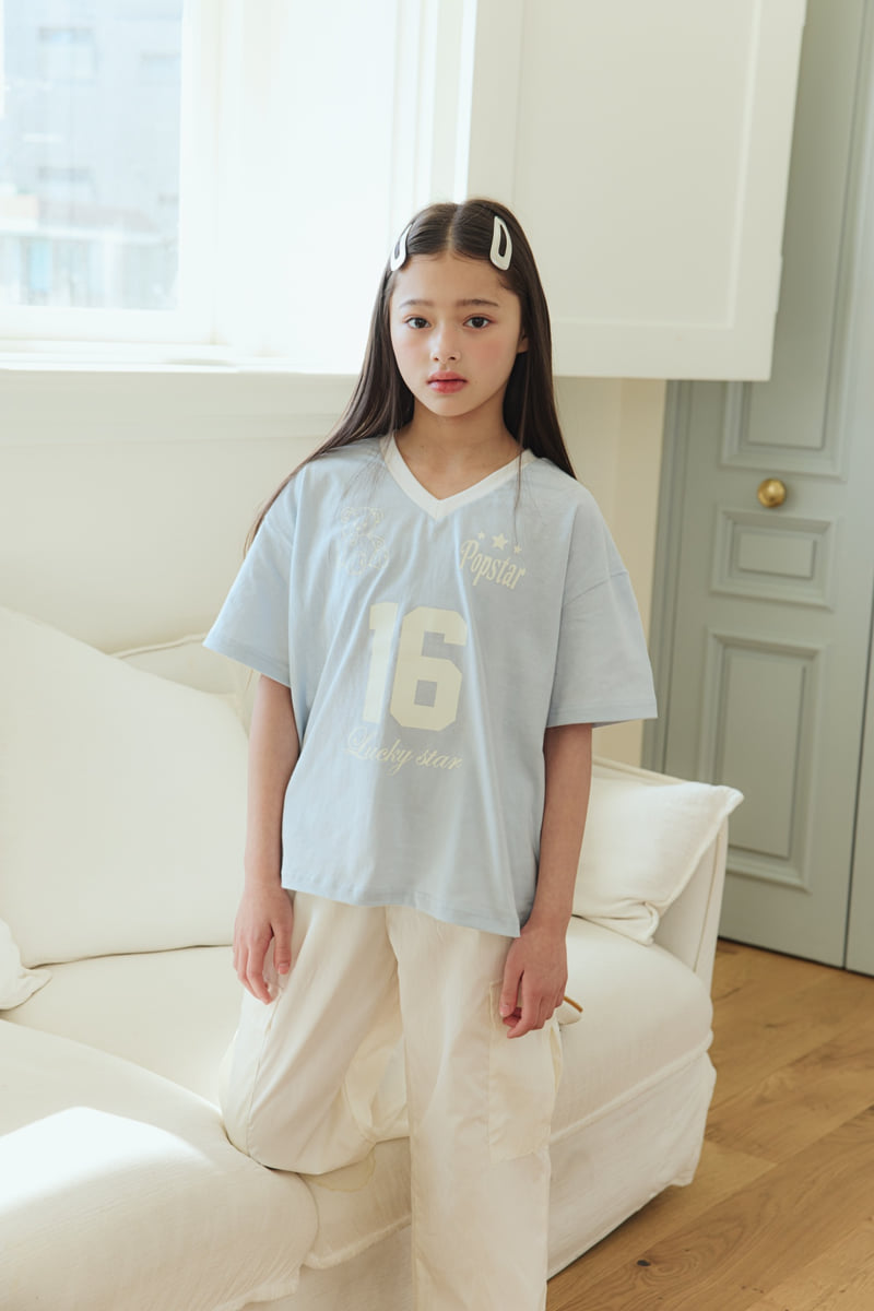 Sm2 - Korean Children Fashion - #littlefashionista - V-Neck Bear Tee - 11
