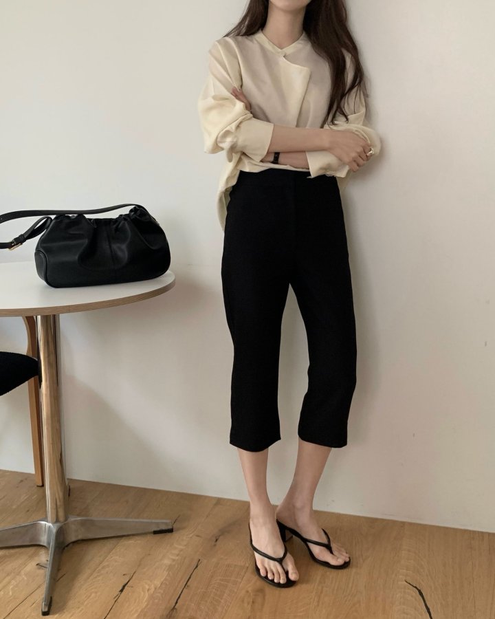 Something Else - Korean Women Fashion - #womensfashion - Dua Capri Pants - 8