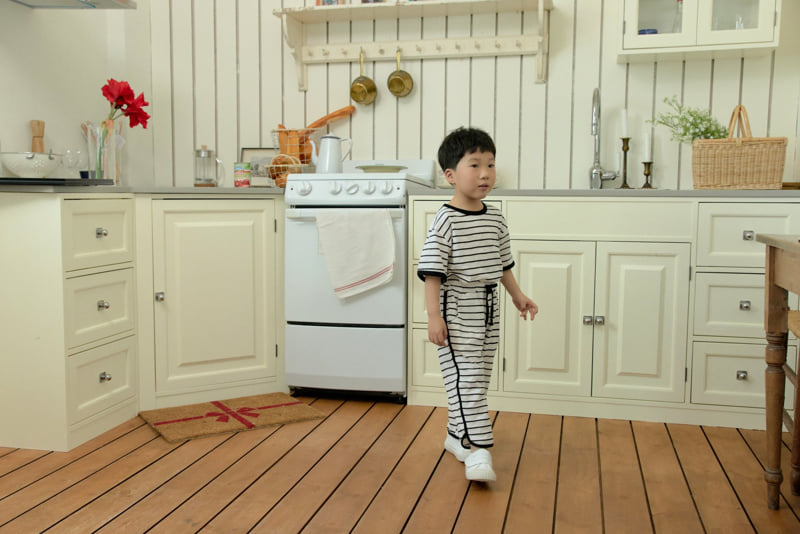 Stella & K - Korean Children Fashion - #discoveringself - Stripe Color Block Tee - 5