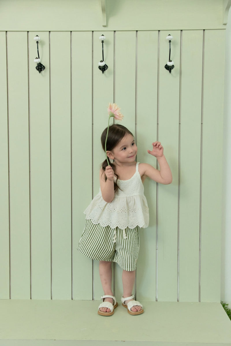Stella & K - Korean Children Fashion - #fashionkids - Stripe Shorts - 2