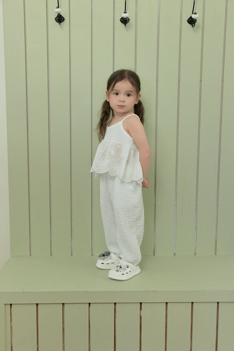 Stella & K - Korean Children Fashion - #kidsstore - Embossed Pants - 5