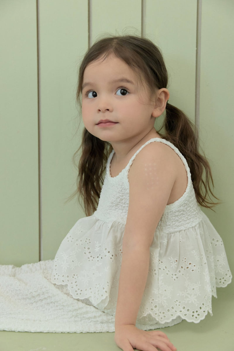 Stella & K - Korean Children Fashion - #littlefashionista - Lace Bustier - 4