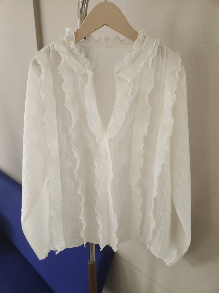 Theres - Korean Women Fashion - #restrostyle - Ive Blouse - 2