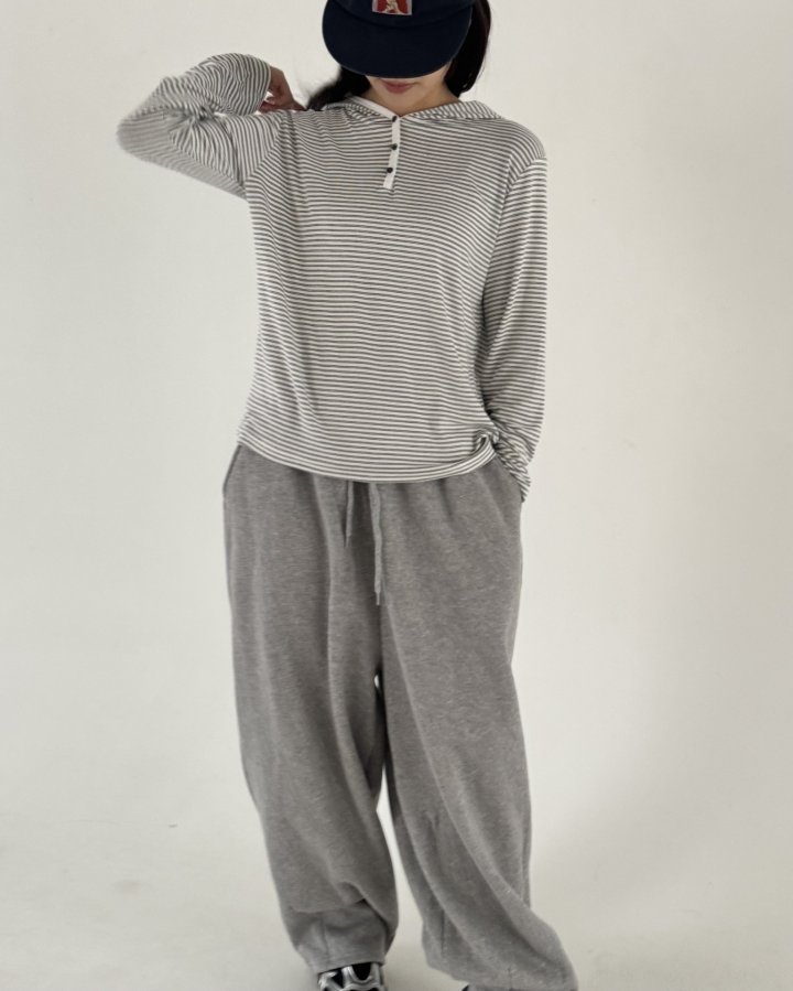Theres - Korean Women Fashion - #shopsmall - Alex Hoodie - 2