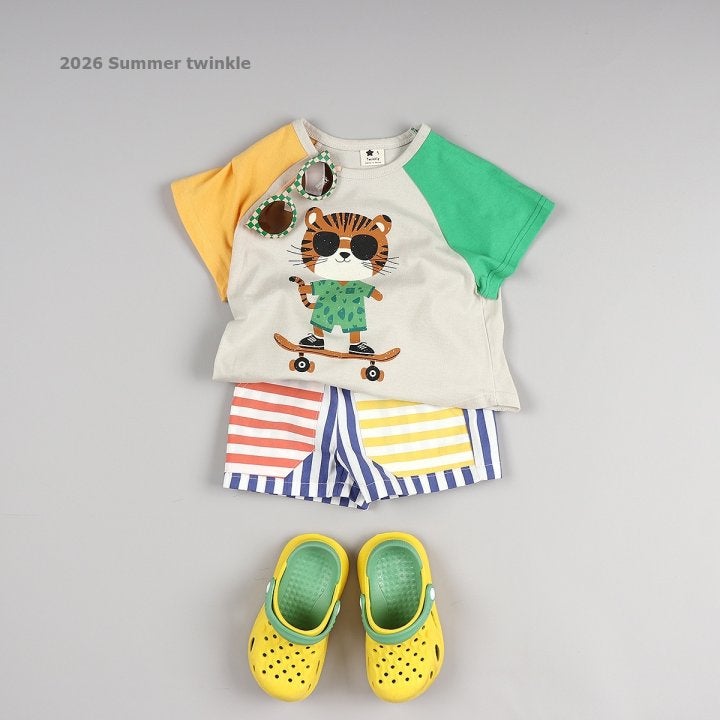 Twinkle - Korean Children Fashion - #littlefashionista - Board Friends Tee