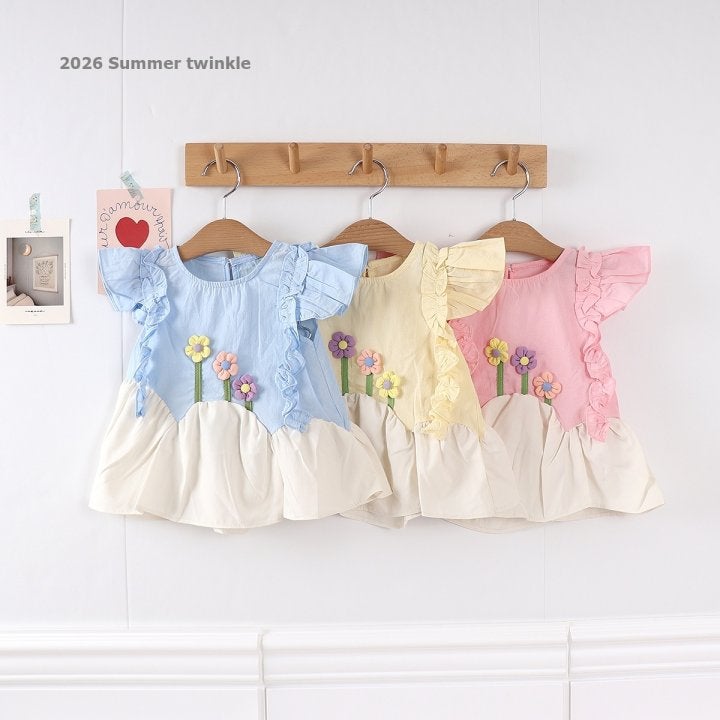 Twinkle - Korean Children Fashion - #stylishchildhood - Three Flower Long Tee - 5
