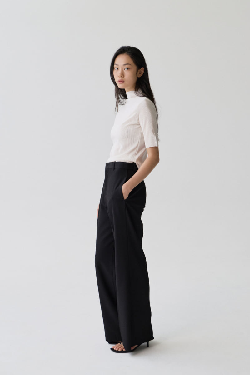 Understanding - Korean Women Fashion - #momslook - Sleeve Slit Pleats Tee - 3