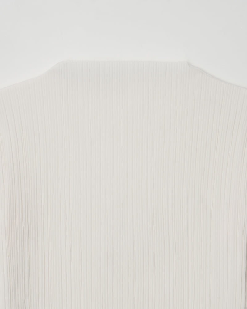 Understanding - Korean Women Fashion - #thelittlethings - Fork Pleats Short Sleeve Tee - 10