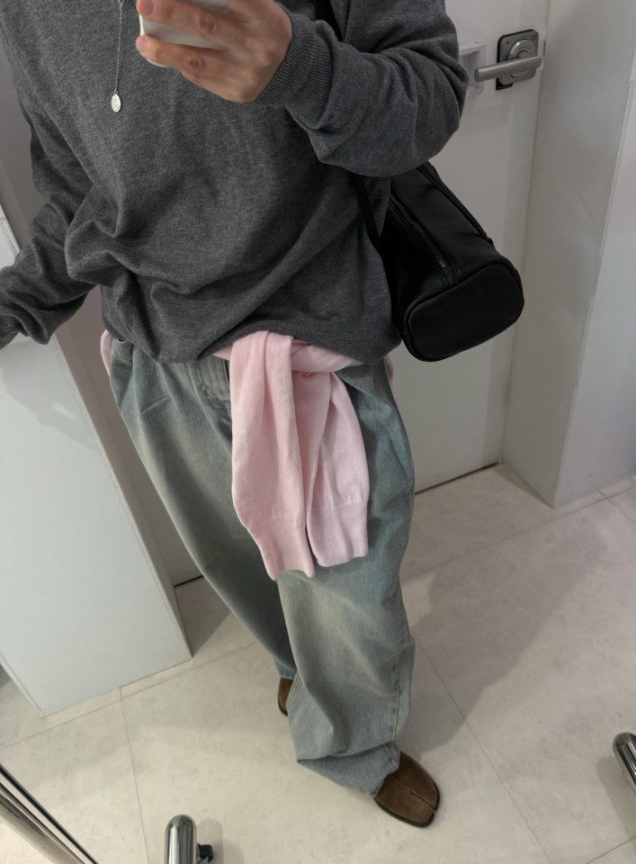 Uoov - Korean Women Fashion - #momslook - Pra V Knit - 3