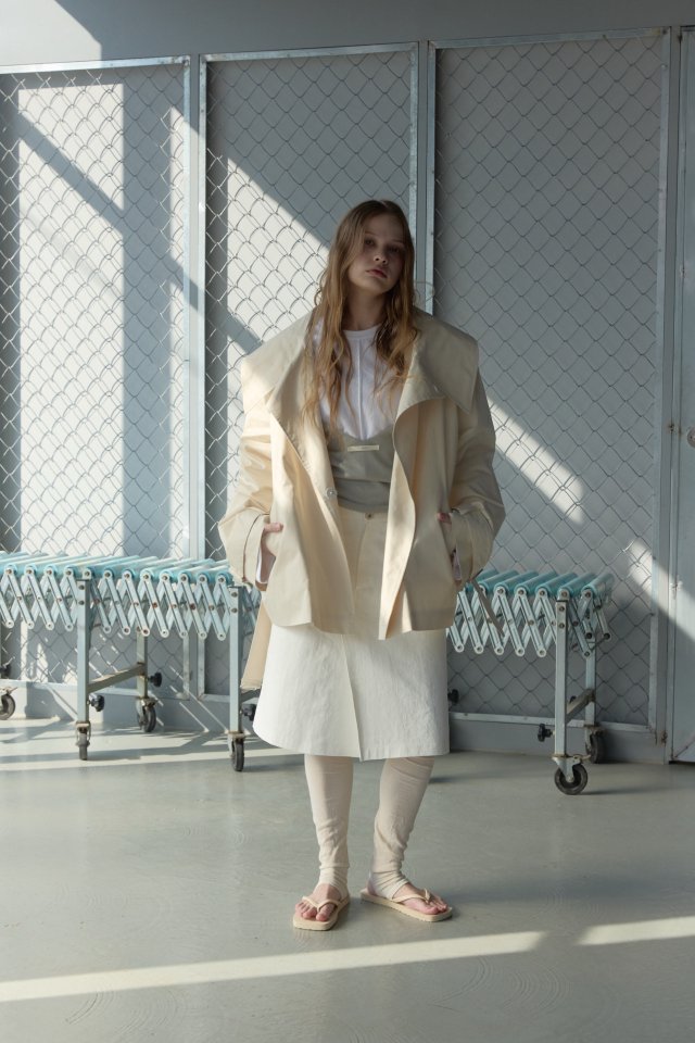 Uoov - Korean Women Fashion - #momslook - Bold Collar Trench Jacket - 8