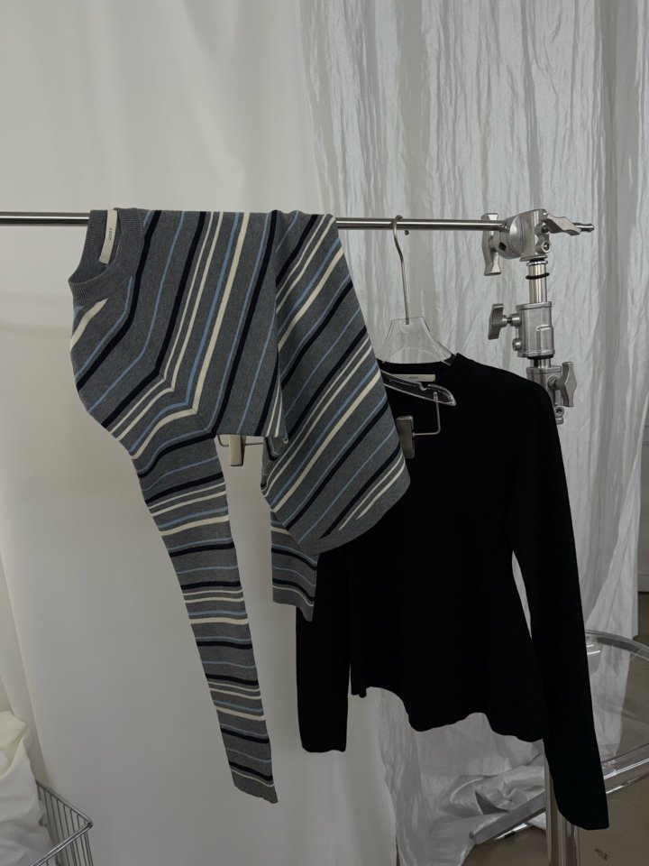Uoov - Korean Women Fashion - #momslook - Shoulder Knit