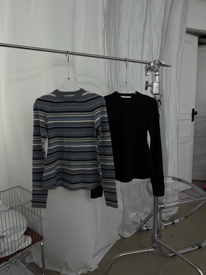 Uoov - Korean Women Fashion - #womensfashion - Shoulder Knit - 2