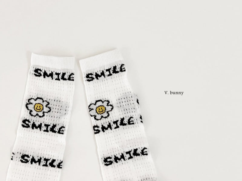 V Bunny - Korean Children Fashion - #kidsshorts - Smile Socks Set - 7