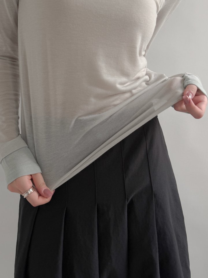 Yikho - Korean Women Fashion - #momslook - Two-Tone Tee - 5