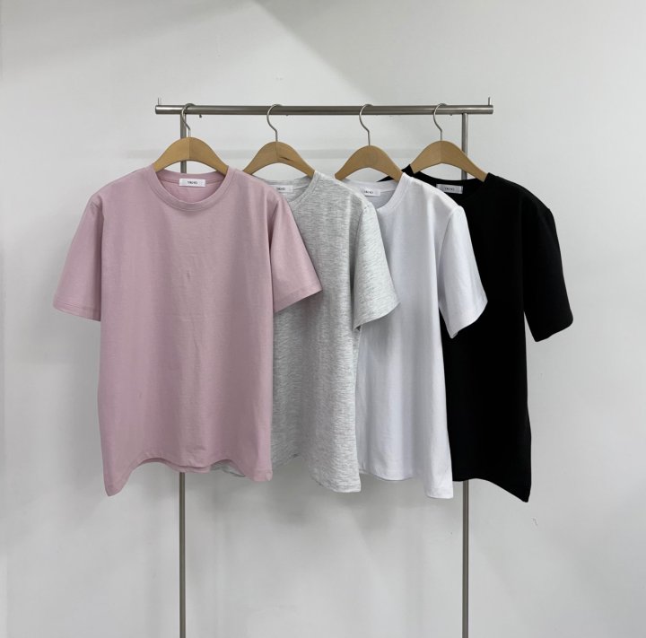 Yikho - Korean Women Fashion - #vintagekidsstyle - Kuho Short-Sleeve Tee - 10