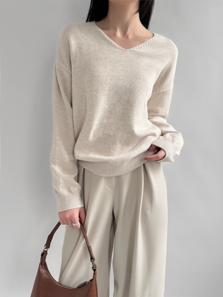 Yikho - Korean Women Fashion - #womensfashion - Herasi V Knit