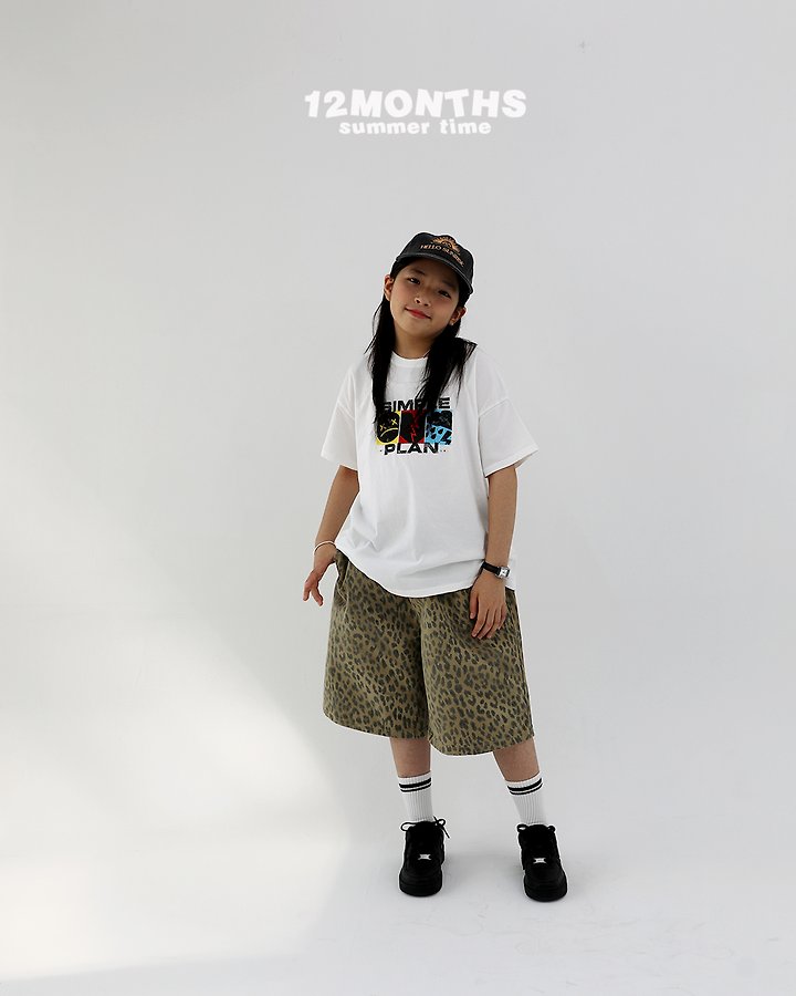 12 Month - Korean Women Fashion - #womensfashion - Simple Plan Tee (with Mom) - 11