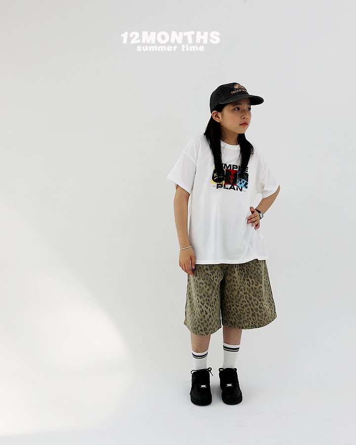 12 Month - Korean Women Fashion - #womensfashion - Simple Plan Tee (with Mom) - 9