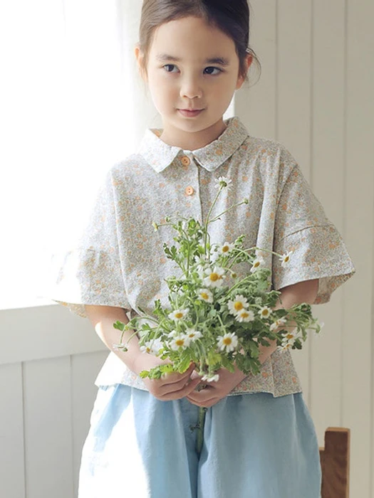 Feline Collar Tee