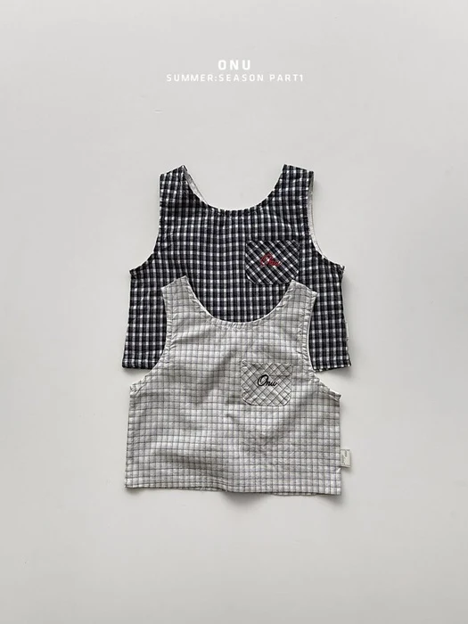 Check Sleeveless Blouse Check Sleeveless Blouse