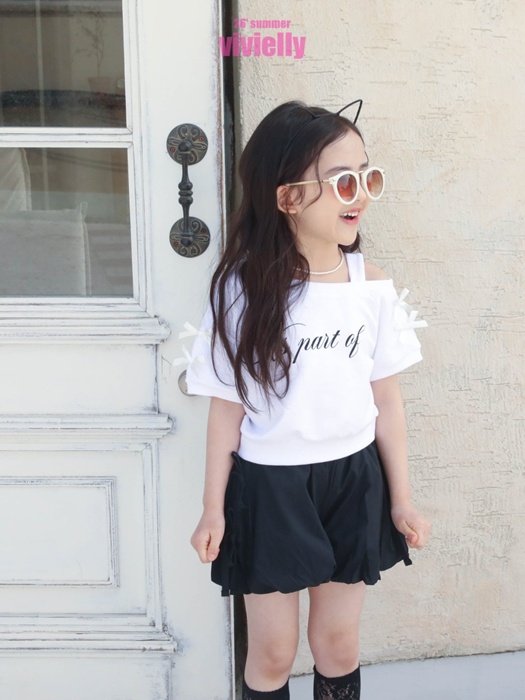 Vanessa Off-Shoulder Tee Vanessa Off-Shoulder Tee