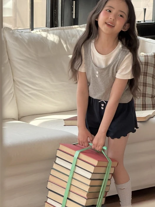 Daily Sleeveless Layered Tee Daily Sleeveless Layered Tee