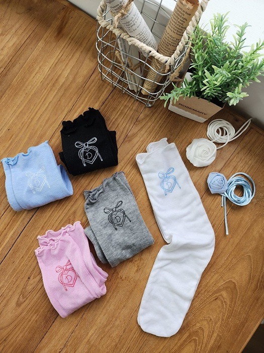 Printed Long Knee Socks Printed Long Knee Socks