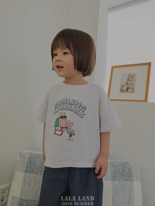 Tanning Rabbit Short Sleeve Tee