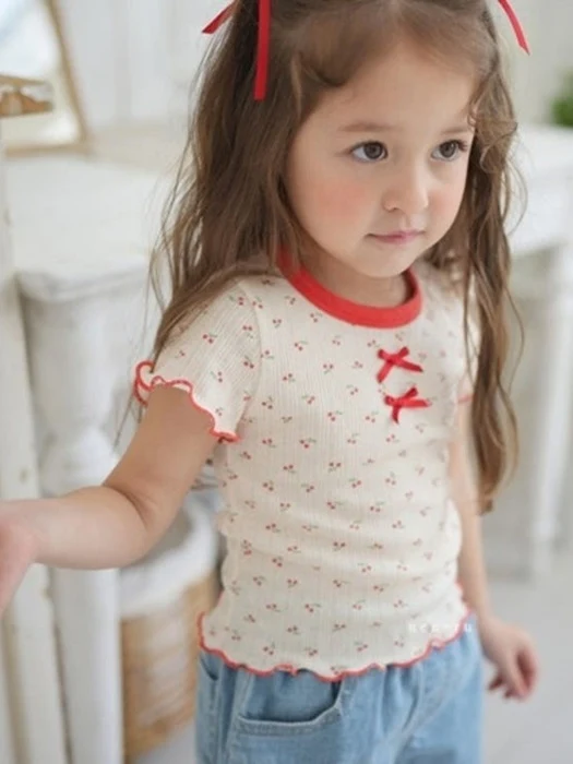 Lili Cherry Tee