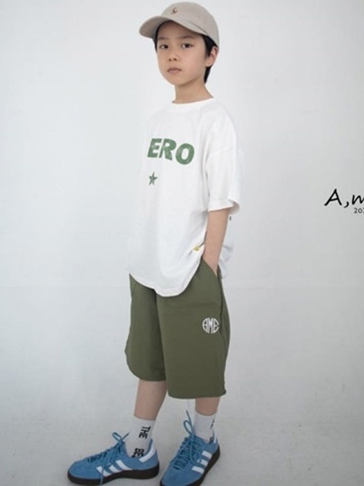 Embroidery Bermuda Shorts Embroidery Bermuda Shorts