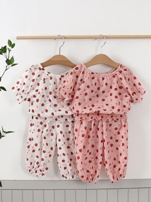 Smock Strawberry Ribbon Set Smock Strawberry Ribbon Set