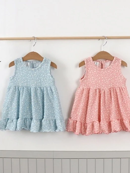 Daisy Sleeveless One-piece Daisy Sleeveless One-piece