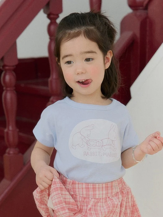 Rabbit Market Tee