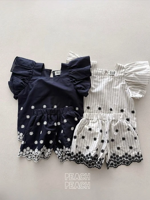 Adelle Set Adelle Set