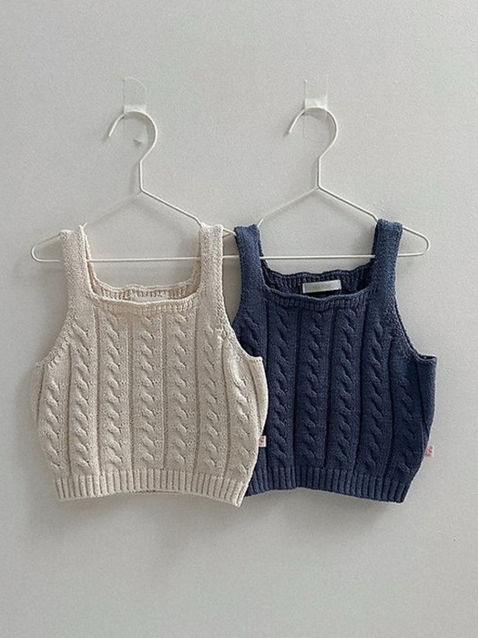 Cable Knit Vest Cable Knit Vest