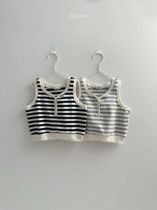 Marine Sleeveless Tee