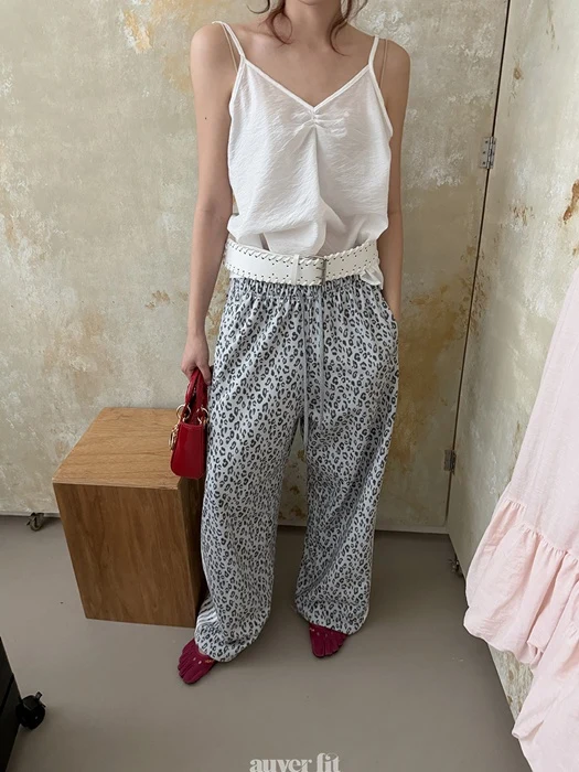 Leopard Line Training Pants