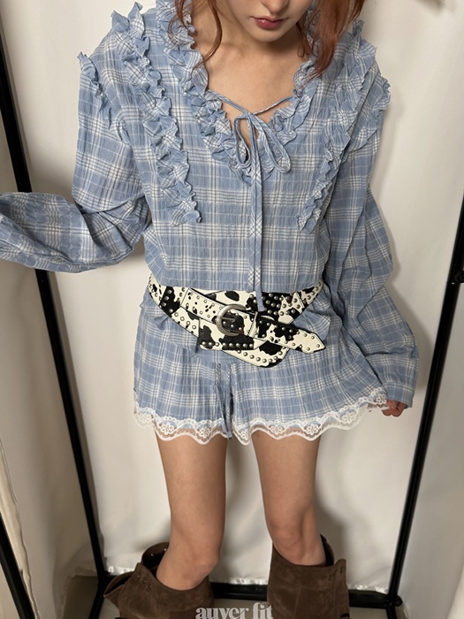 V-Neck Ruffle Set