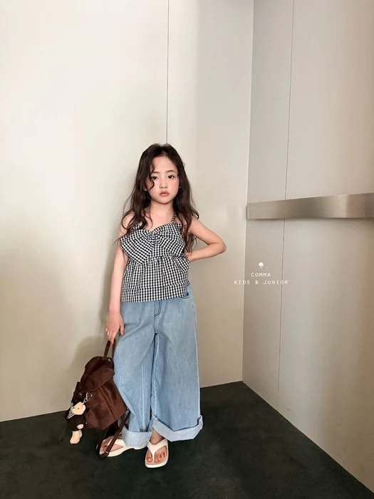 Ribbon Sleeveless Blouse