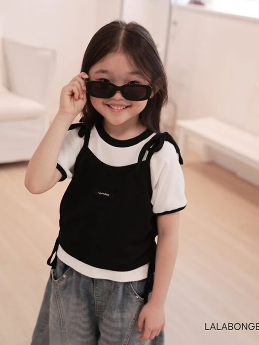 String Line Sleeveless