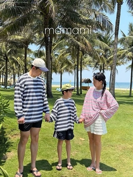Sand Stripe Rashguard (with Mom)