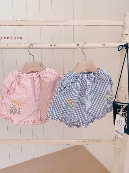 Check Embroidery Frill Shorts