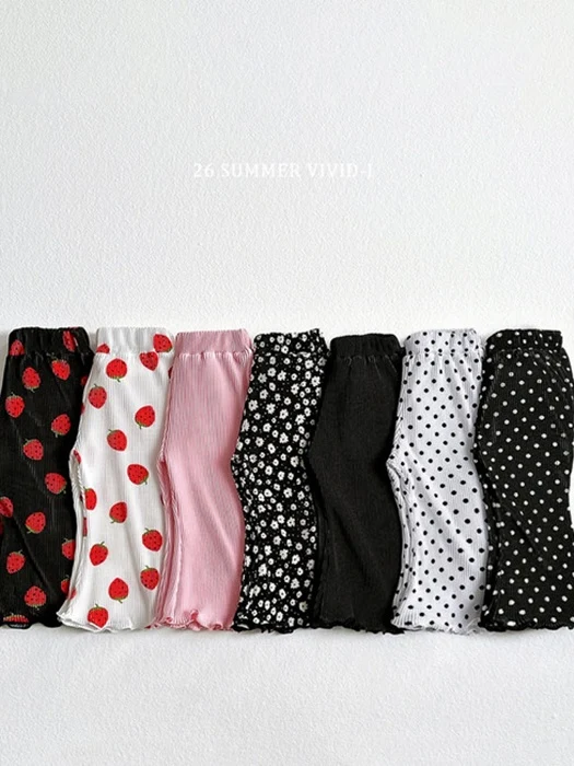Color Pleated Flared Cropped Pants