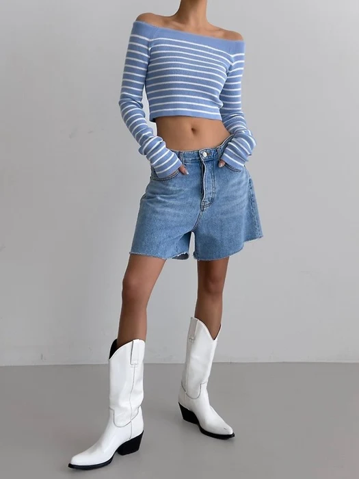 Cutted Detail Vintage Oversized Denim Shorts Cutted Detail Vintage Oversized Denim Shorts