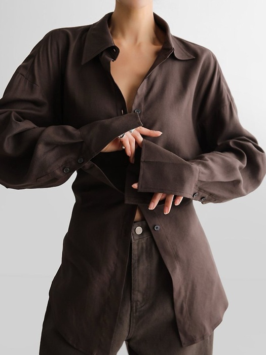 Back Cut-Out Knot Shirt Back Cut-Out Knot Shirt