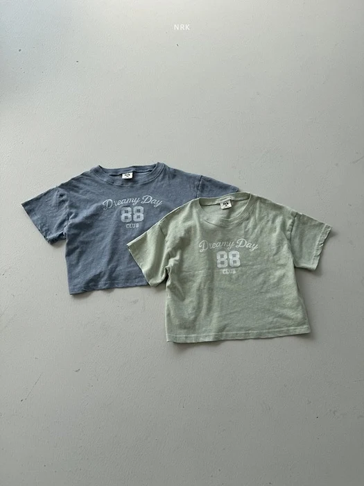 Dreamy Day Tee
