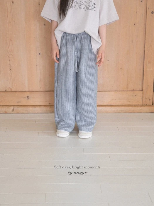 Baguette Pants (Stripe) Baguette Pants (Stripe)